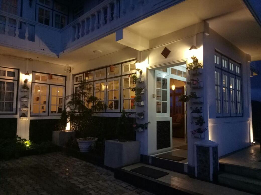 House Of Leisure Hotel Нувара Елия Екстериор снимка