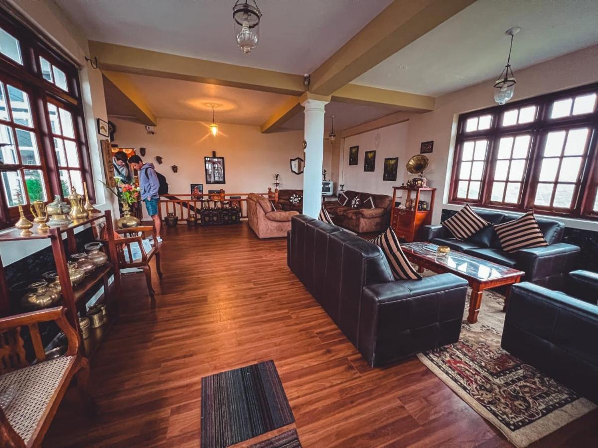 House Of Leisure Hotel Нувара Елия Екстериор снимка